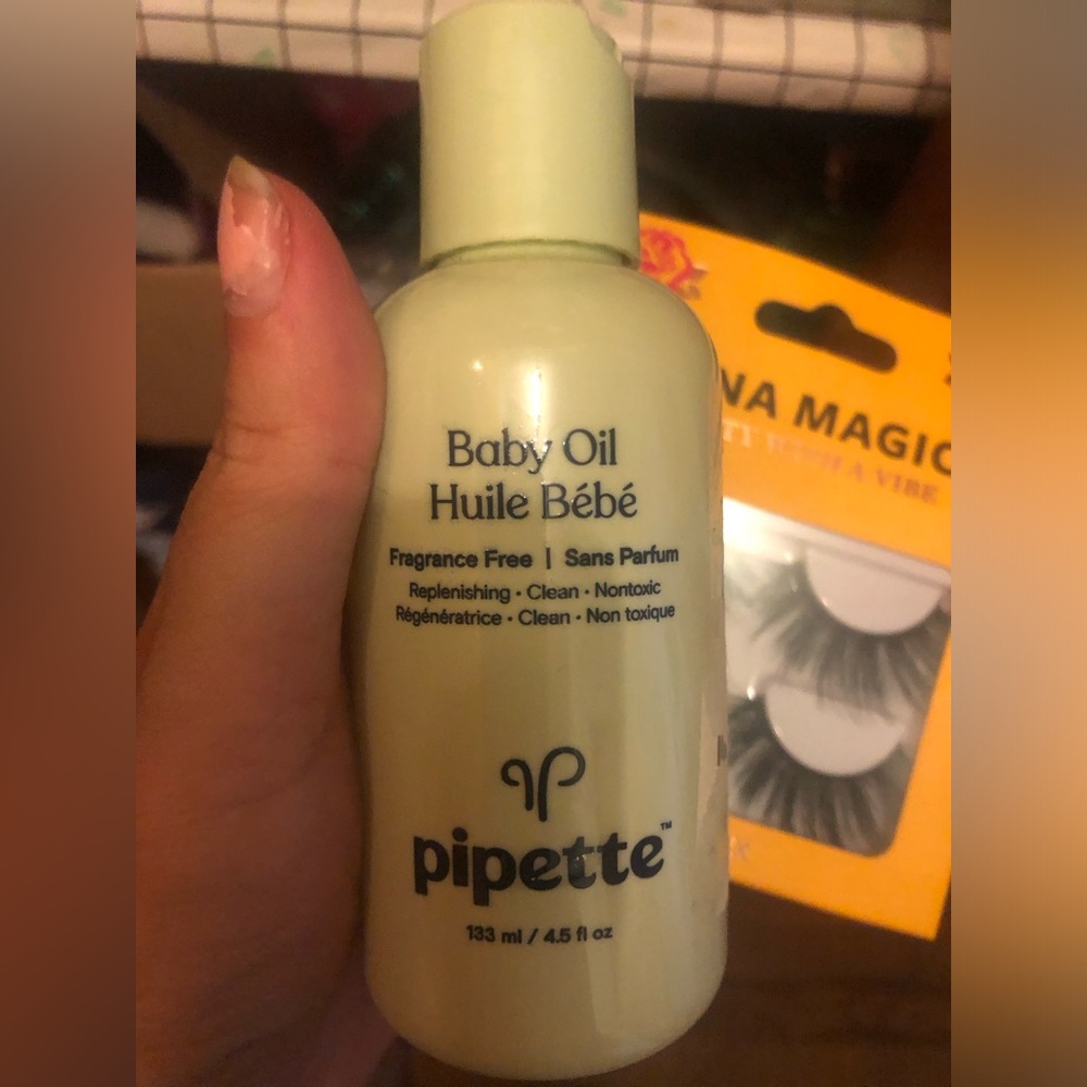 Beauty bundle of four items for hair body and lashes!!